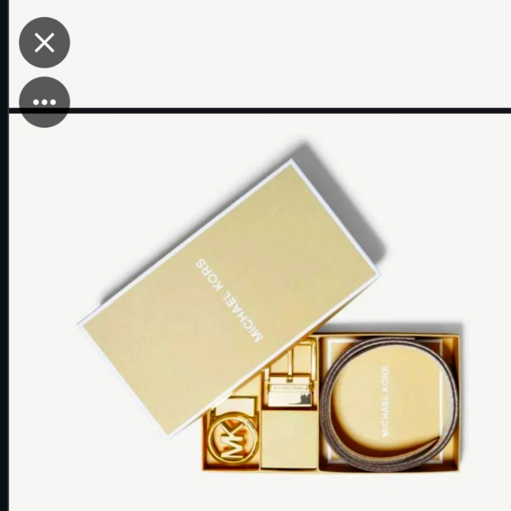 Michael Kors belt gift set